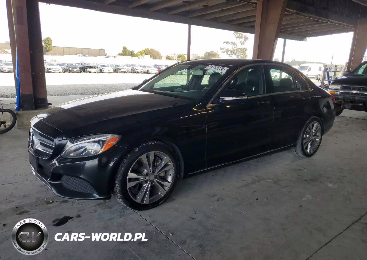 2015 Mercedes-Benz C 300