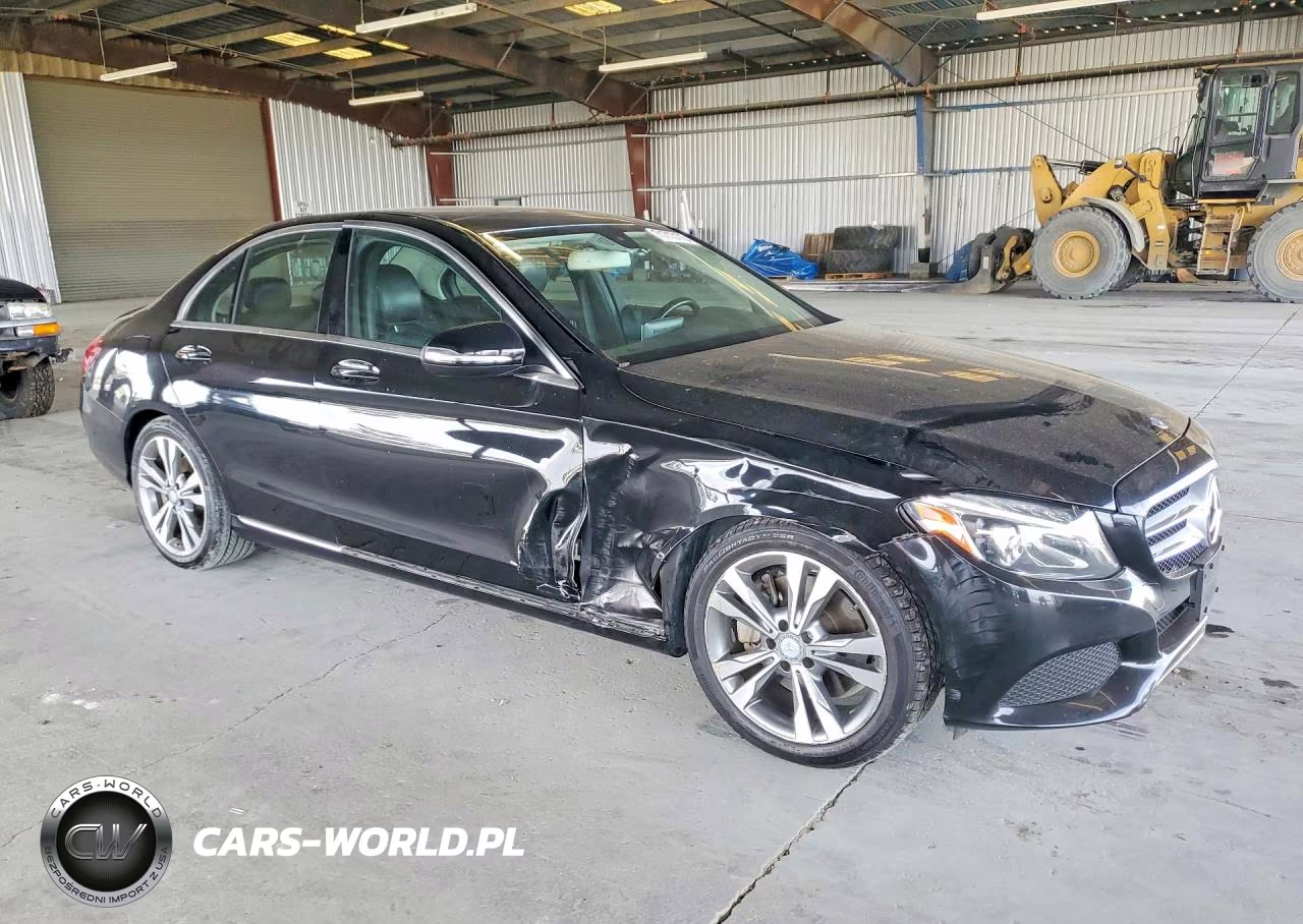 2015 Mercedes-Benz C 300 VIN:55SWF4JB1FU064332 - 4