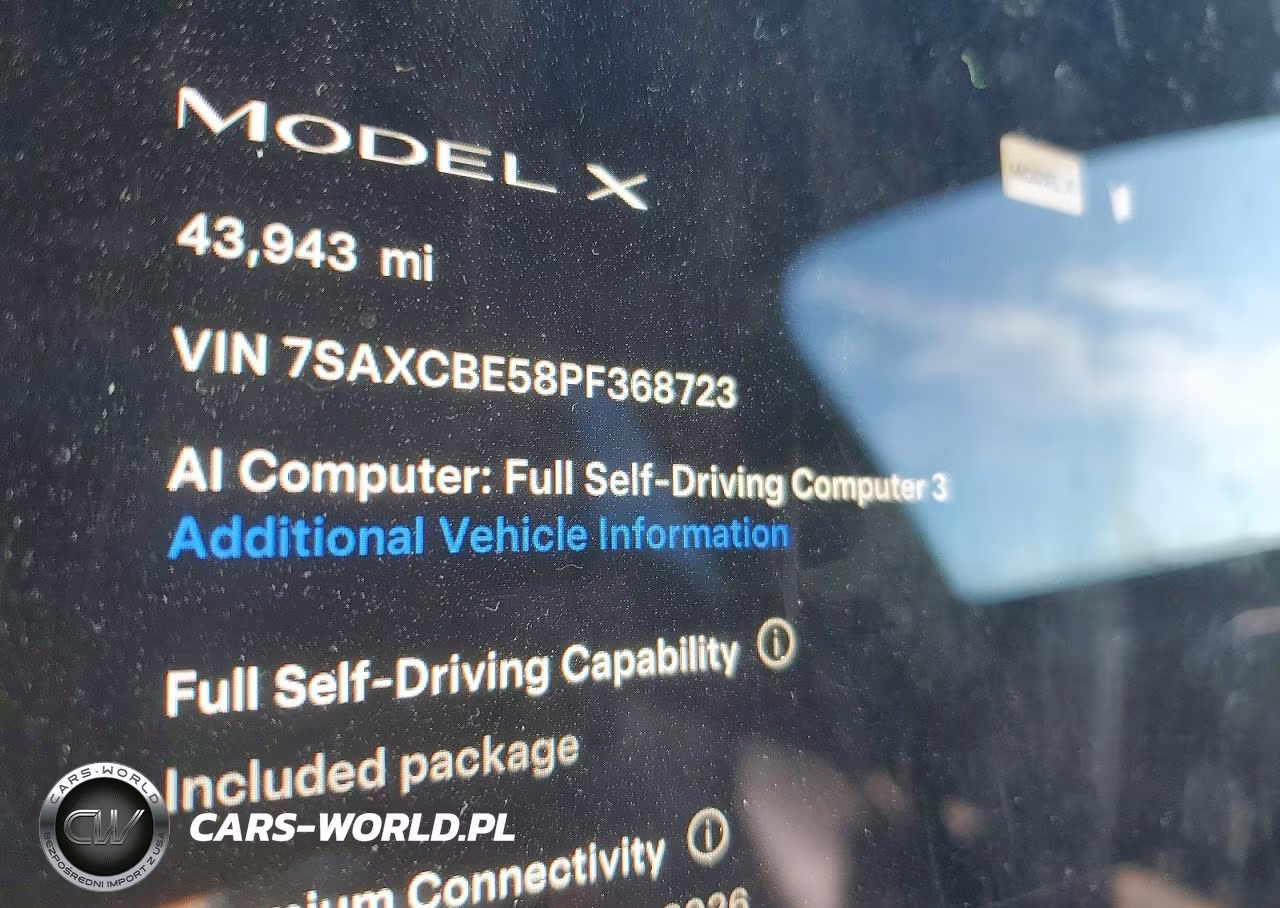 2023 Tesla Model X VIN:7SAXCBE58PF368723 - 9