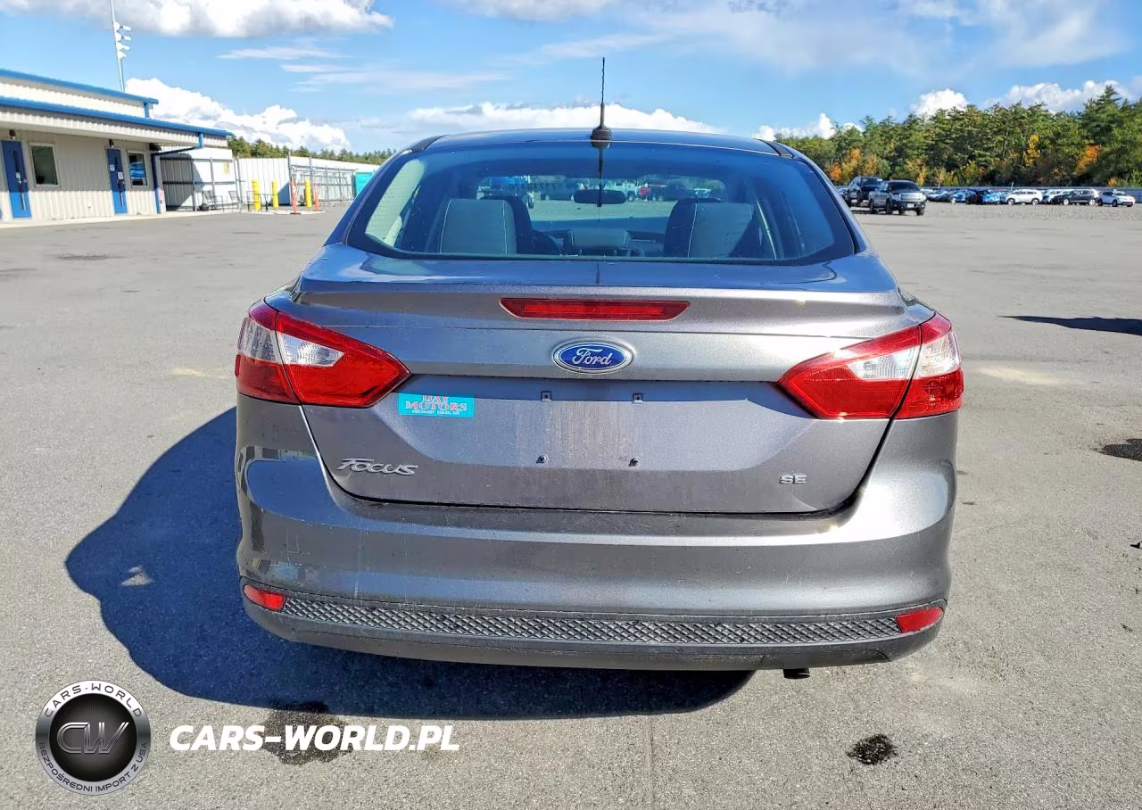 2014 Ford Focus Se VIN:1FADP3F21EL343869 - 6