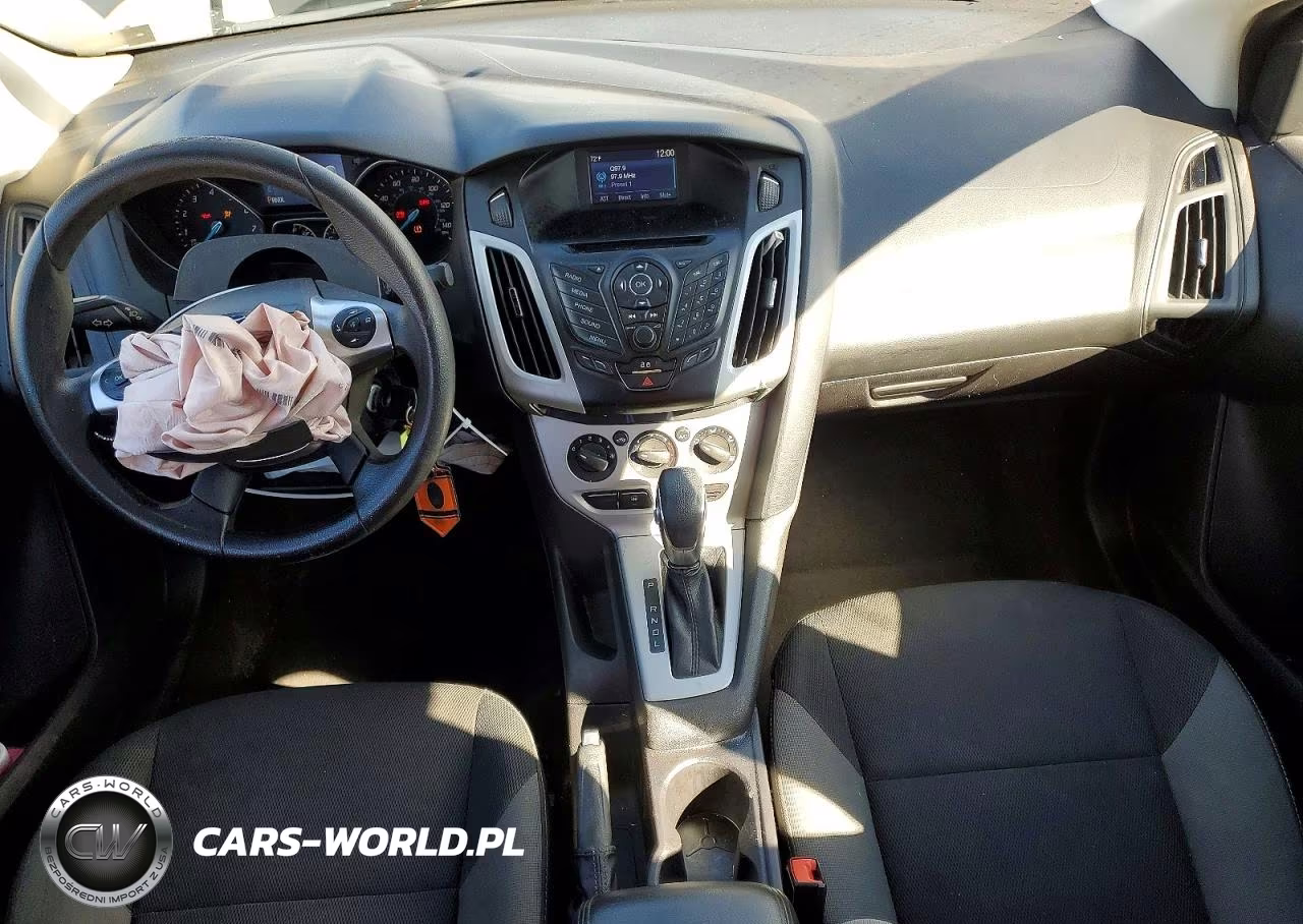 2014 Ford Focus Se VIN:1FADP3F21EL343869 - 8