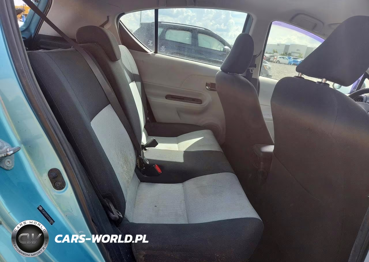 2012 Toyota Prius C Two VIN:JTDKDTB37C1009850 - 10