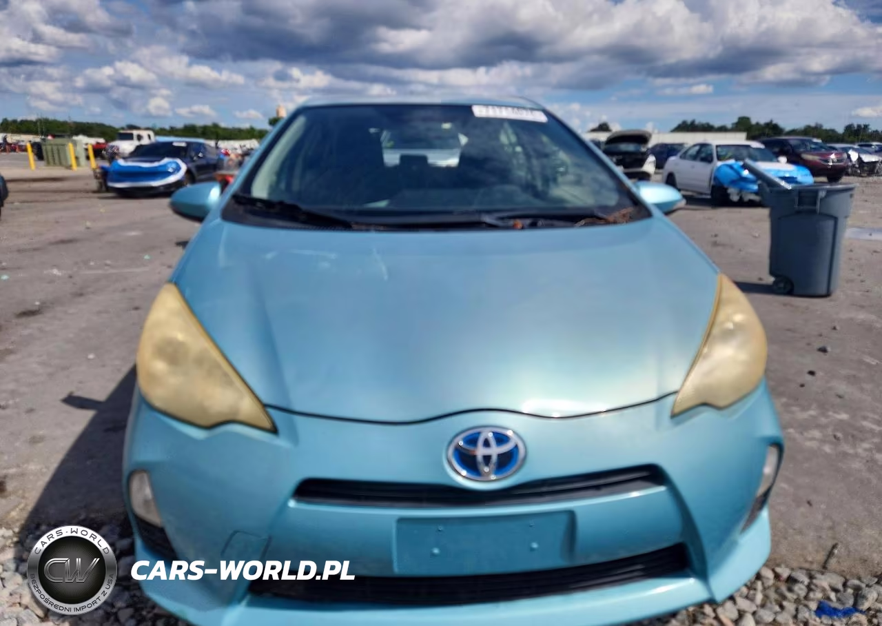 2012 Toyota Prius C Two VIN:JTDKDTB37C1009850 - 5
