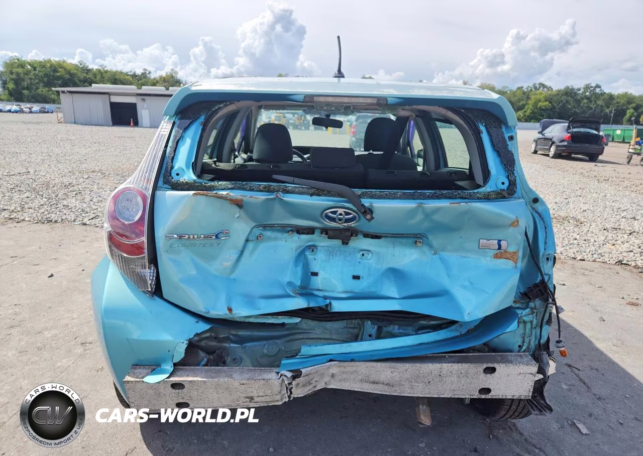 2012 Toyota Prius C Two VIN:JTDKDTB37C1009850 - 6