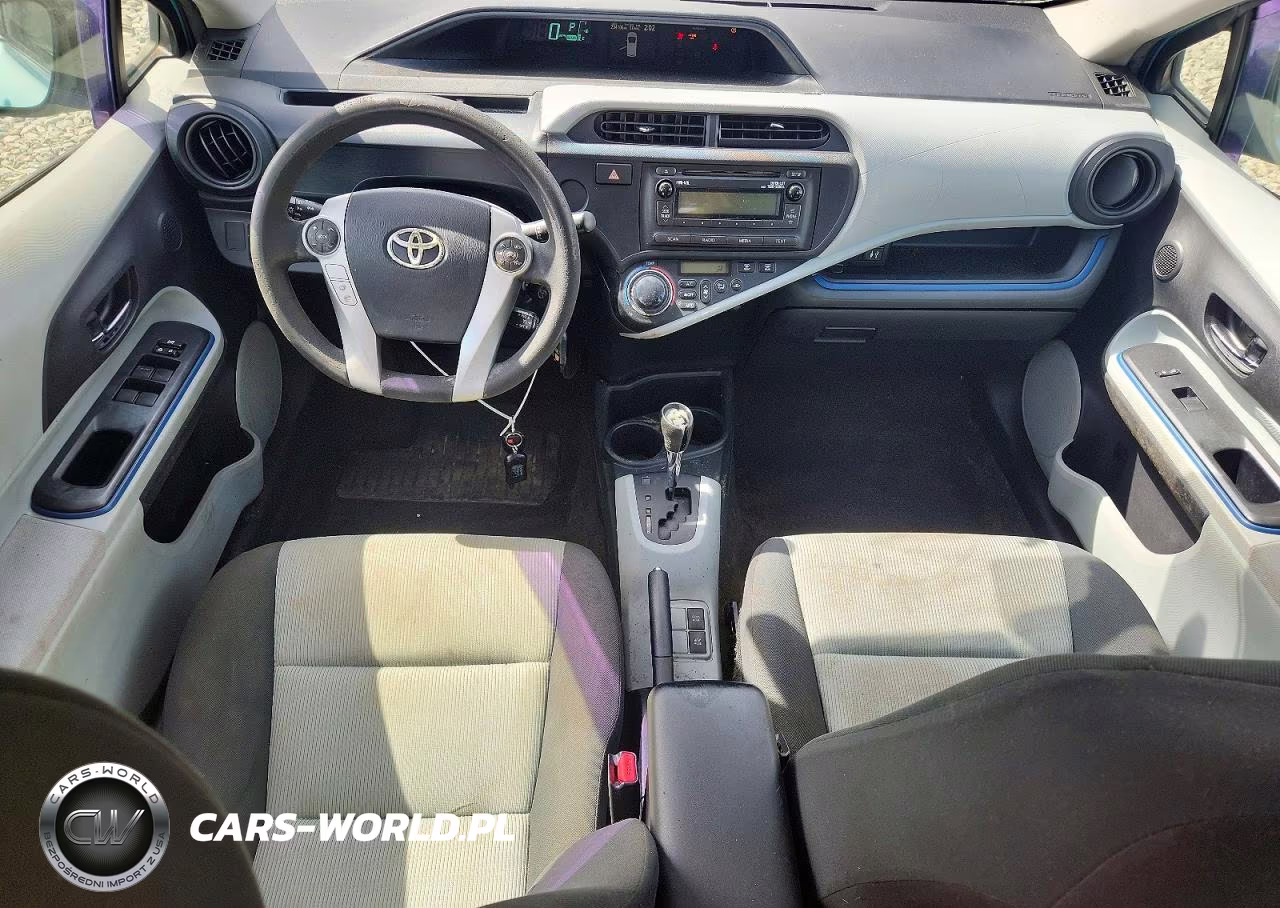 2012 Toyota Prius C Two VIN:JTDKDTB37C1009850 - 8
