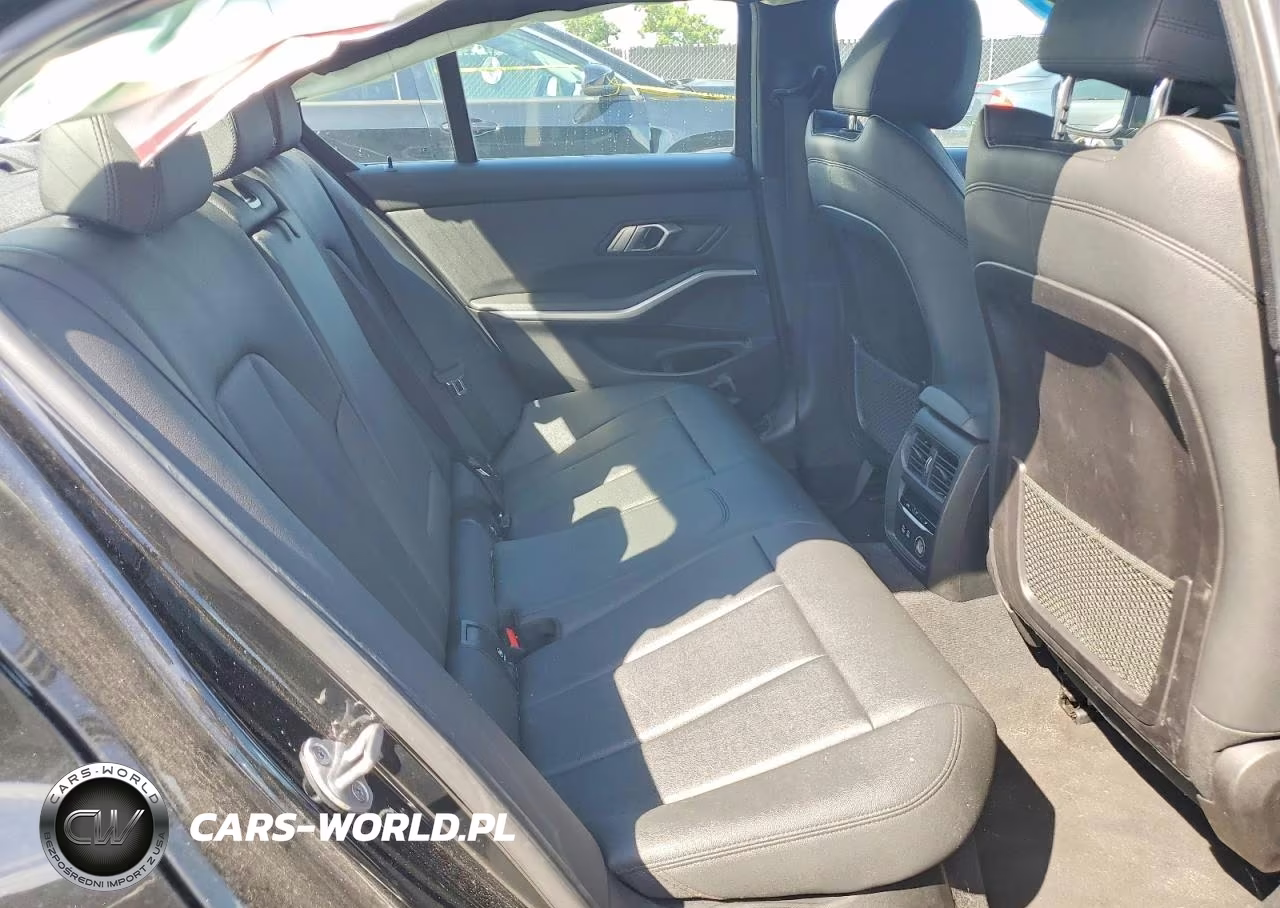 2020 BMW 330 I VIN:3MW5R1J08L8B24816 - 10