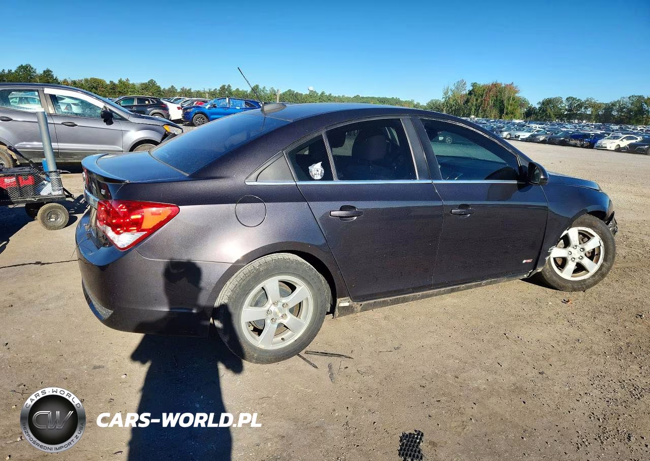 2015 Chevrolet Cruze Lt VIN:1G1PC5SB0F7249005 - 3
