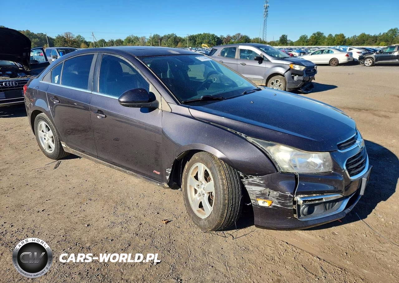 2015 Chevrolet Cruze Lt VIN:1G1PC5SB0F7249005 - 4