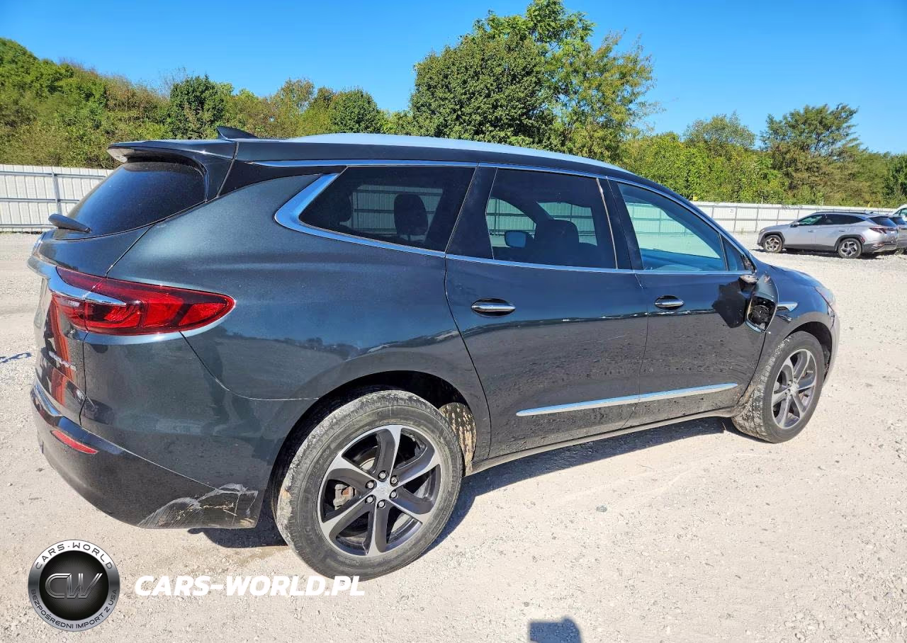 2018 Buick Enclave Essence VIN:5GAEVAKW8JJ252882 - 3
