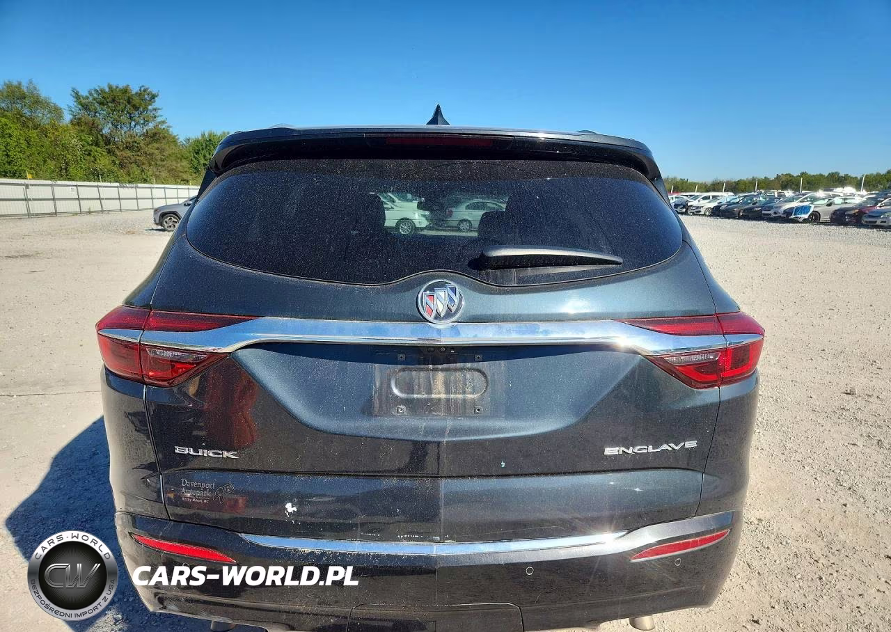 2018 Buick Enclave Essence VIN:5GAEVAKW8JJ252882 - 6