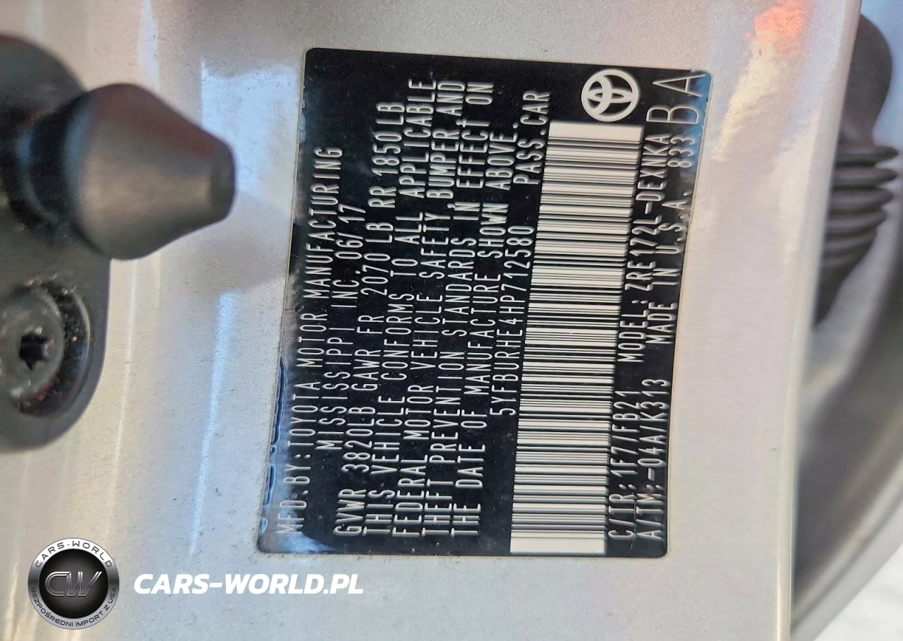 2017 Toyota Corolla Le VIN:5YFBURHE4HP712580 - 12