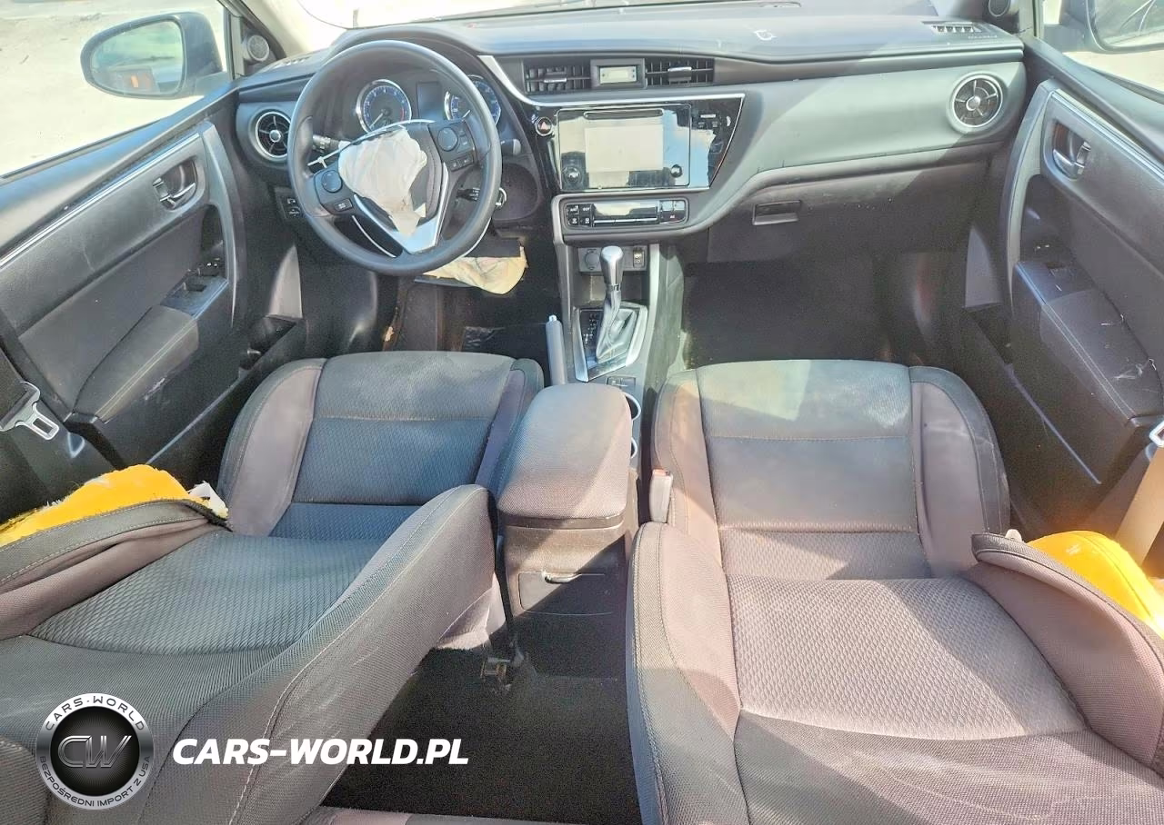 2017 Toyota Corolla Le VIN:5YFBURHE4HP712580 - 8