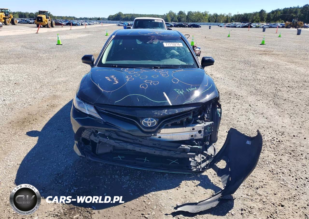 2018 Toyota Camry Le VIN:4T1B31HK0JU503660 - 5