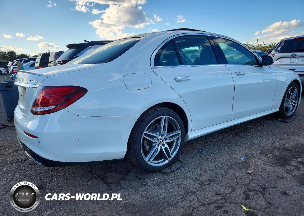 2018 Mercedes-Benz E 300 4Matic VIN:WDDZF4KB6JA407026 - 3