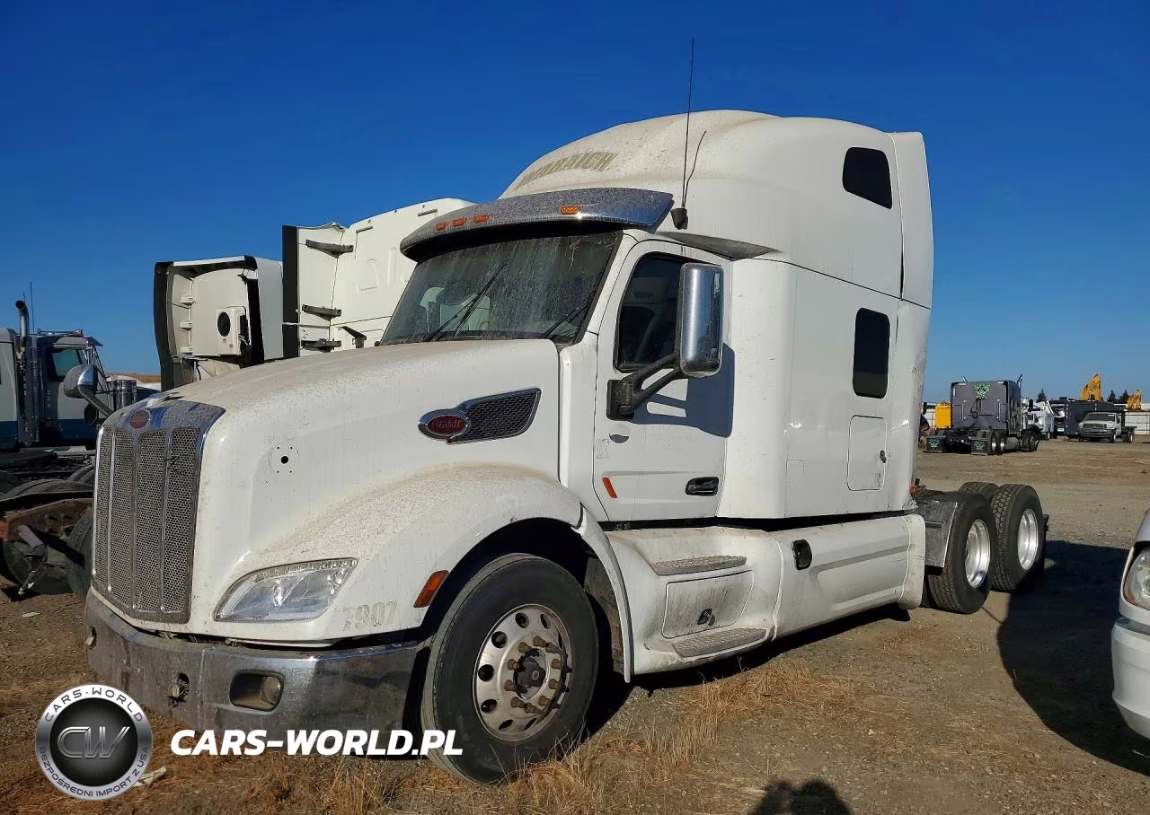 2019 Peterbilt 579 Semi Truck