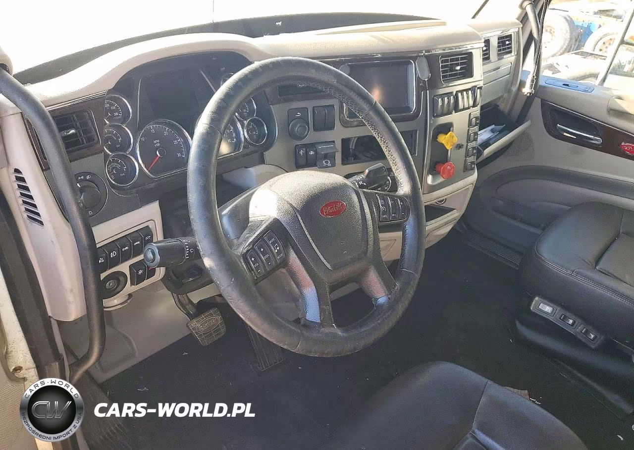 2019 Peterbilt 579 Semi Truck VIN:1XPBDP9X9KD604923 - 8