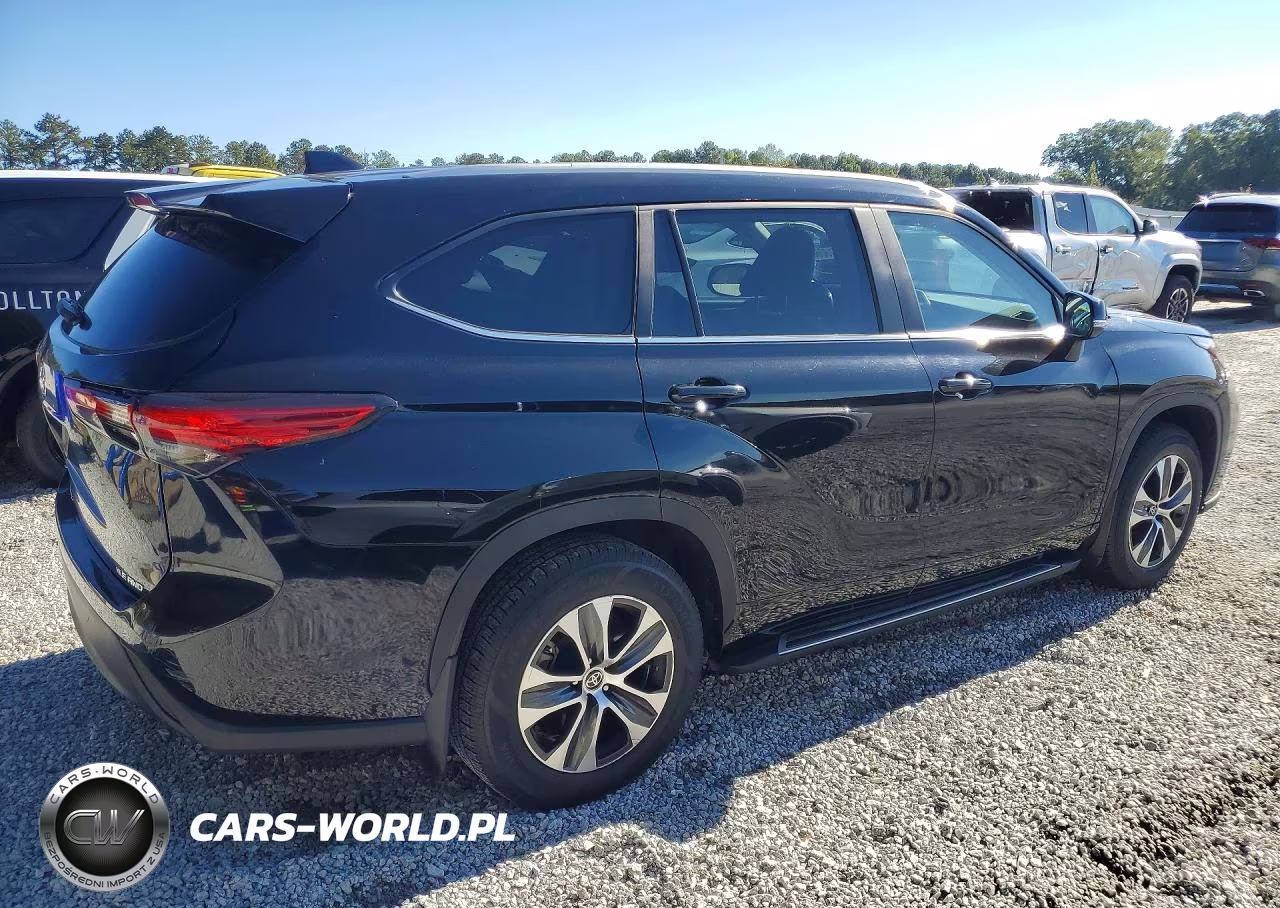 2023 Toyota Highlander Xle VIN:5TDKDRBH1PS014680 - 3