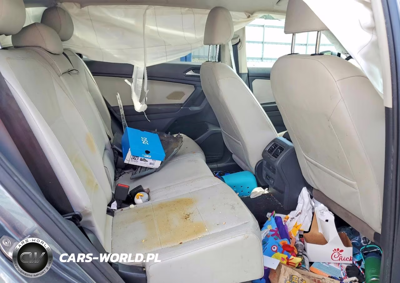 2018 Volkswagen Tiguan Se VIN:3VV2B7AX3JM092339 - 11