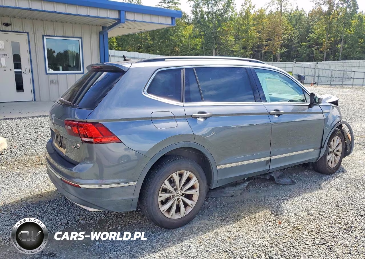 2018 Volkswagen Tiguan Se VIN:3VV2B7AX3JM092339 - 3