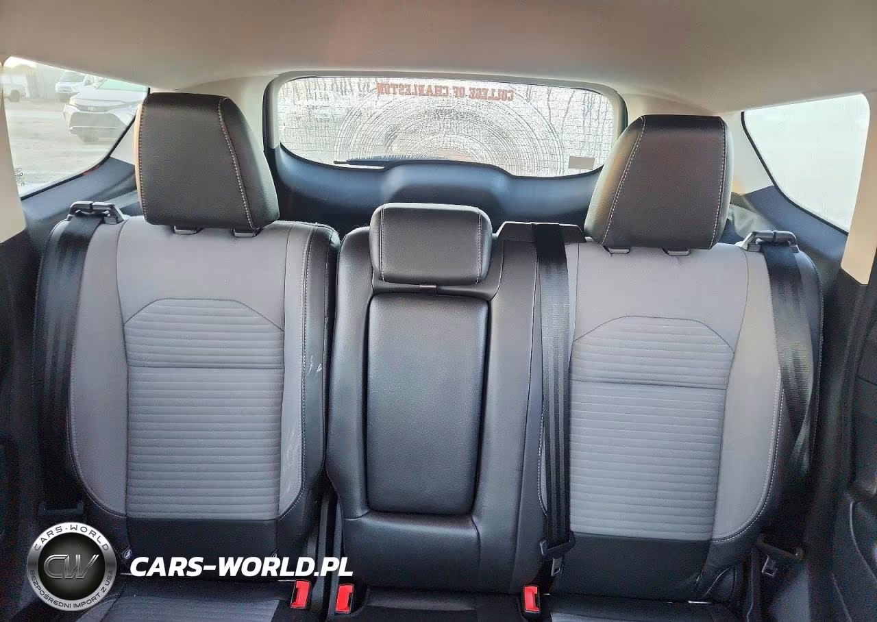 2017 Ford Escape Se VIN:1FMCU9GD6HUD71243 - 10
