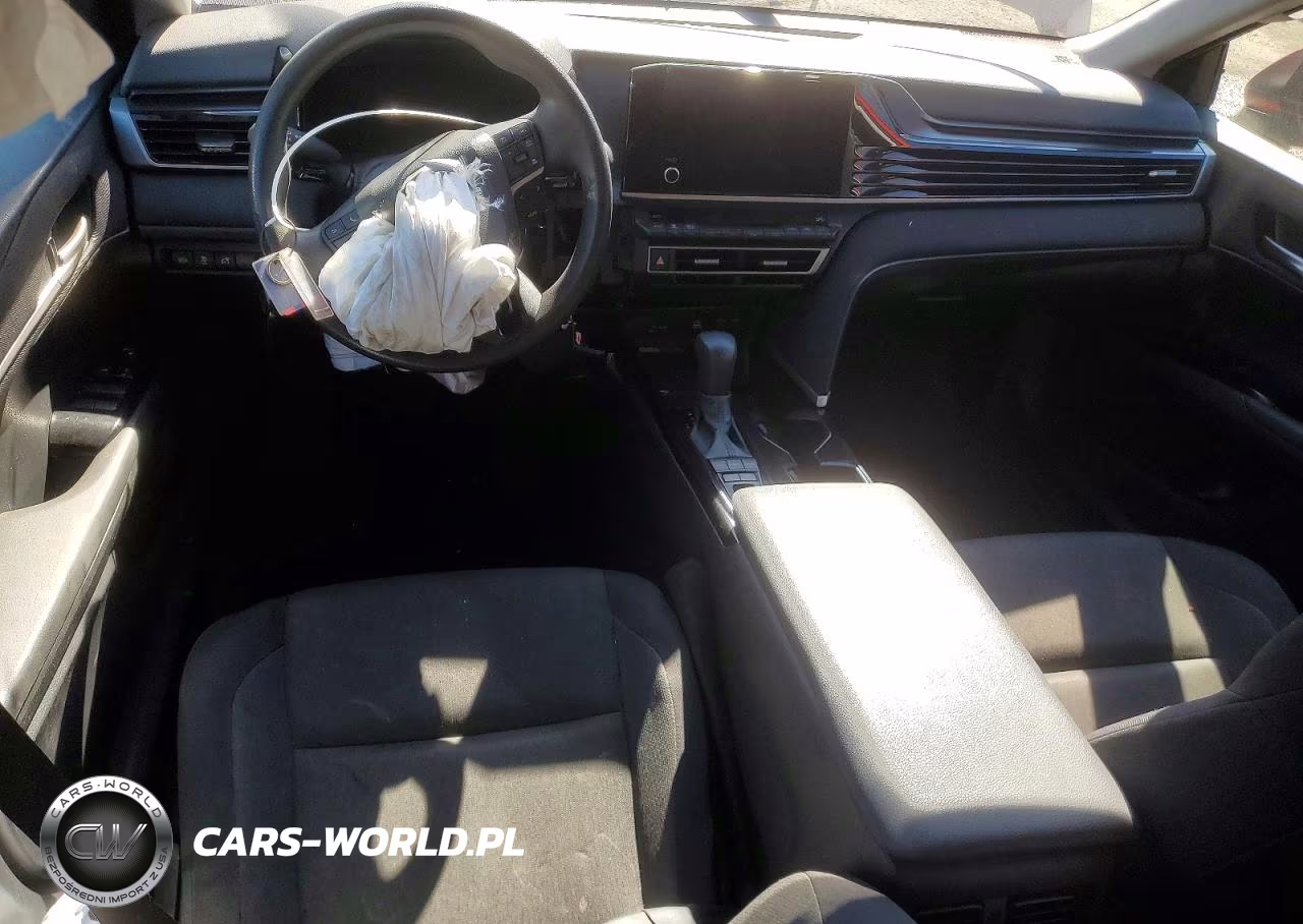 2025 Toyota Camry Le VIN:4T1DAACK9SU005996 - 8