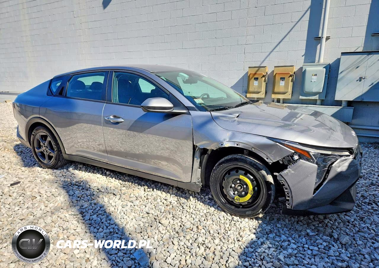 2026 Kia K4 Lxs VIN:3KPFT4DE1TE255685 - 4