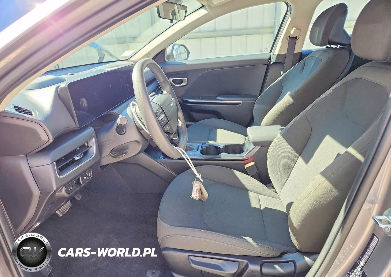 2026 Kia K4 Lxs VIN:3KPFT4DE1TE255685 - 7