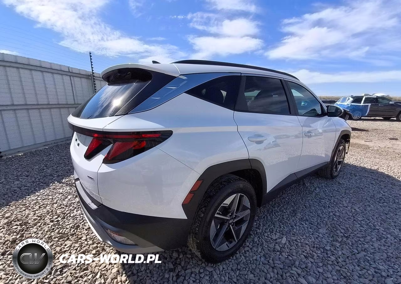 2026 Hyundai Tucson Sel VIN:5NMJBCDE3TH738451 - 3