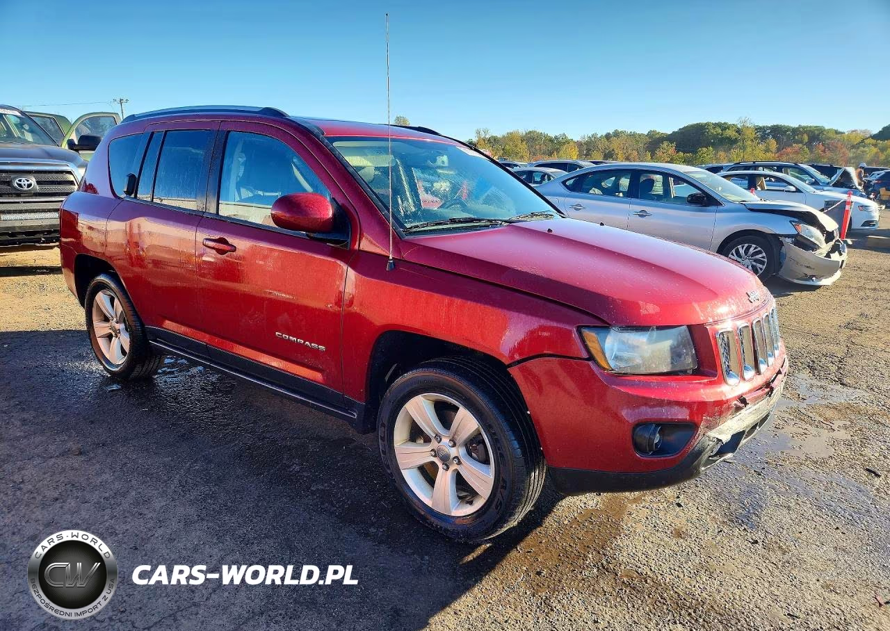 2014 Jeep Compass Latitude VIN:1C4NJDEB5ED500398 - 4