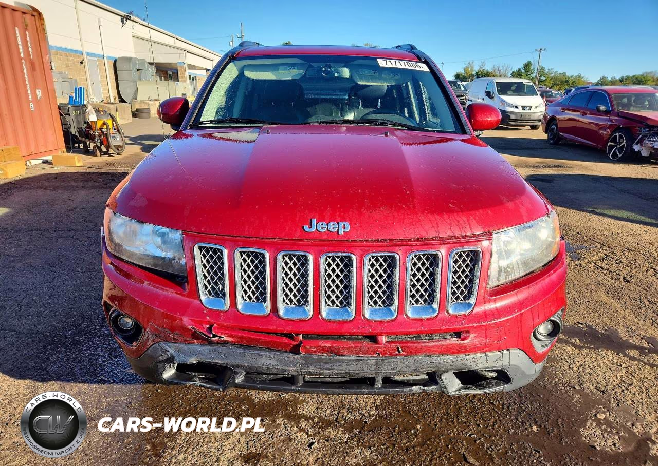 2014 Jeep Compass Latitude VIN:1C4NJDEB5ED500398 - 5