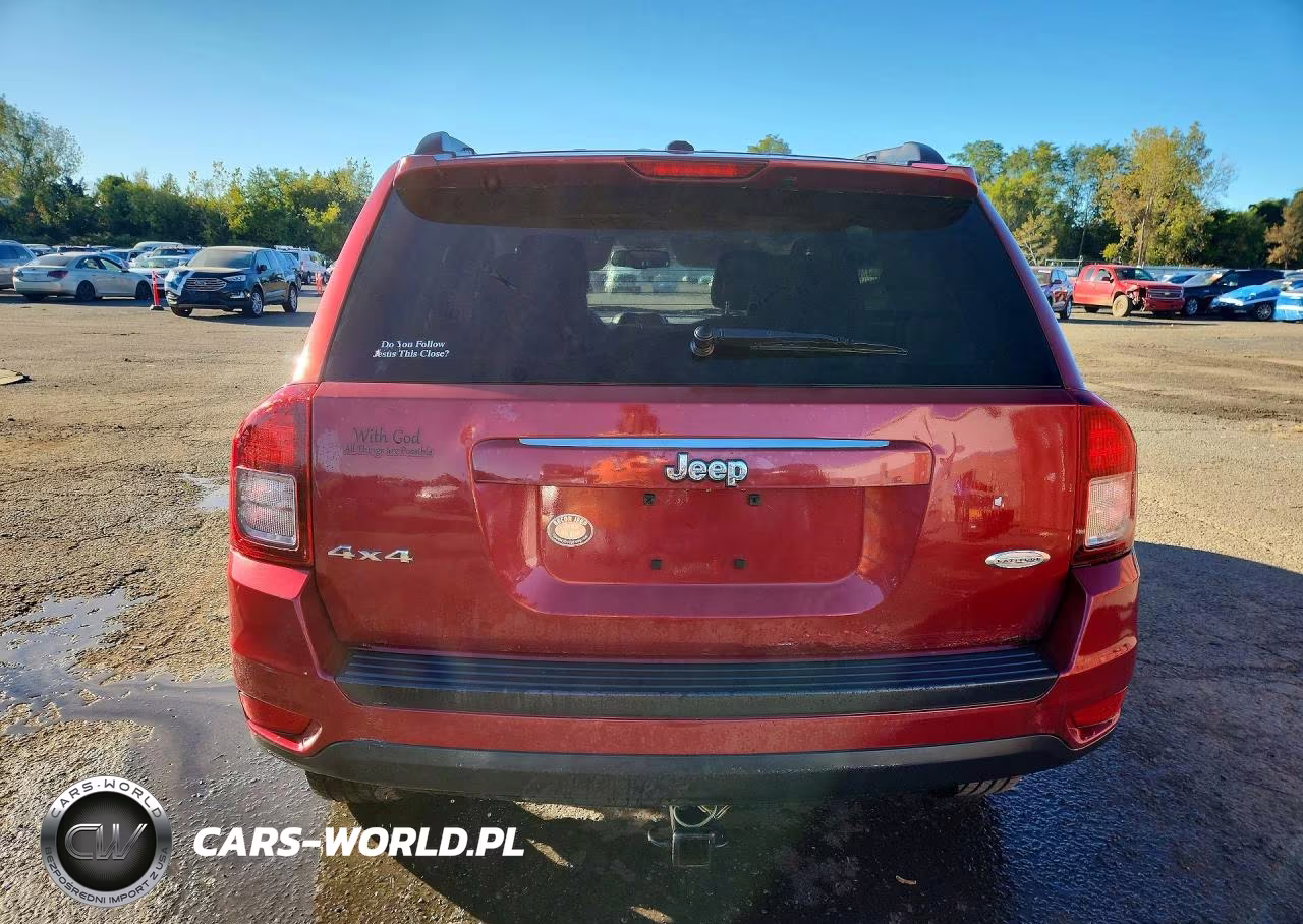 2014 Jeep Compass Latitude VIN:1C4NJDEB5ED500398 - 6