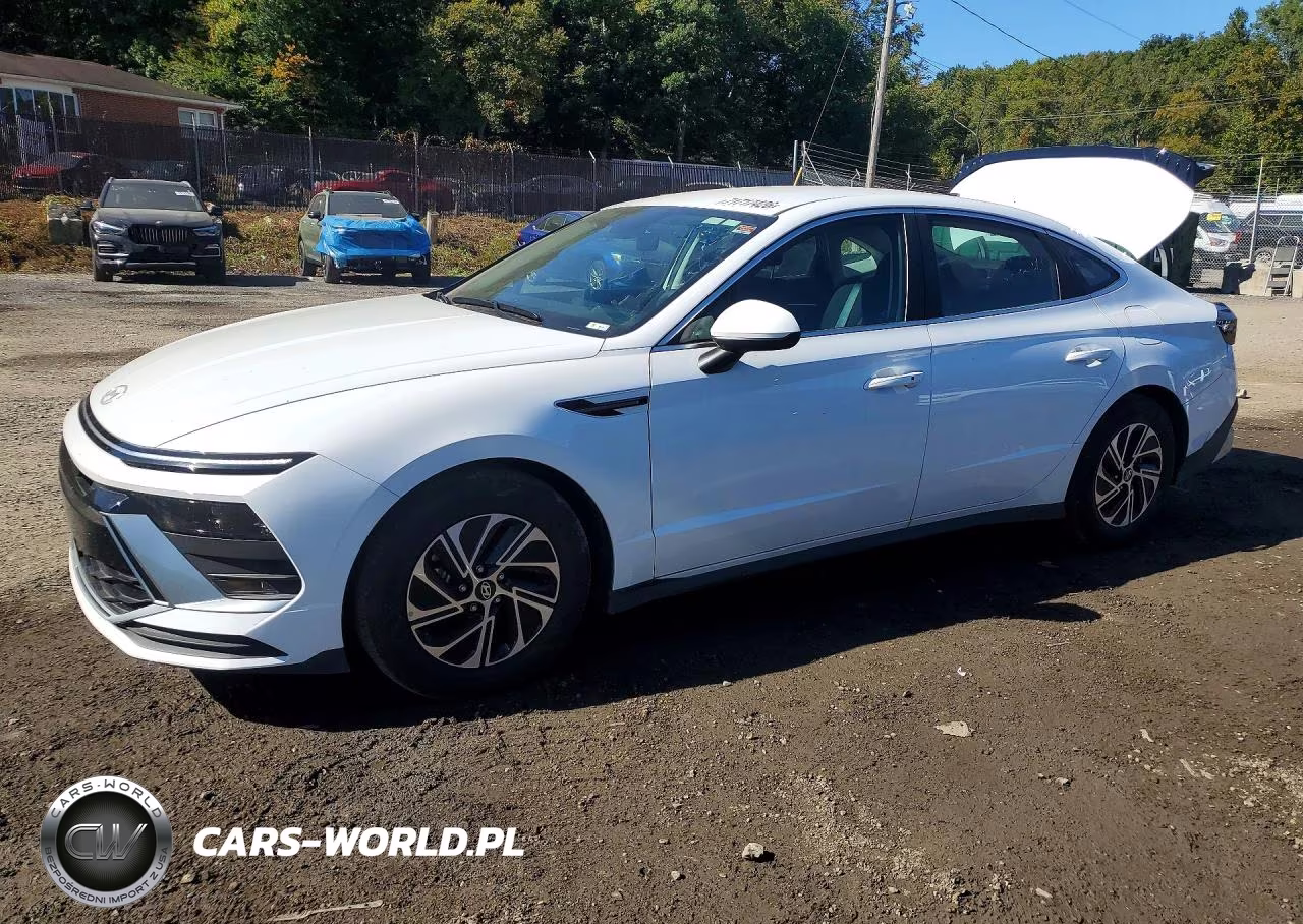 2026 Hyundai Sonata Hybrid Blue VIN:KMHL24JJ7TA141471 - 1