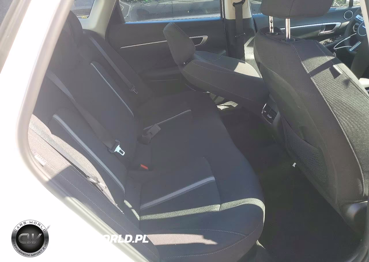 2026 Hyundai Sonata Hybrid Blue VIN:KMHL24JJ7TA141471 - 10