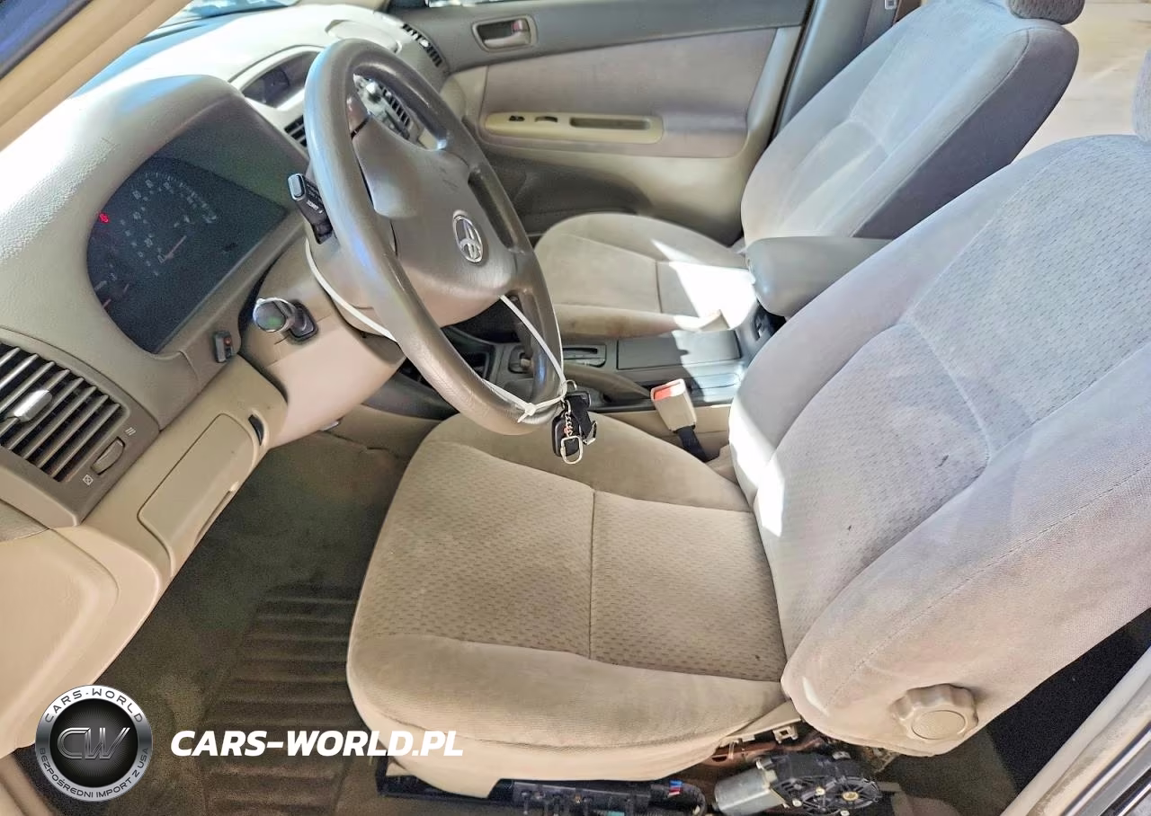 2002 Toyota Camry Le VIN:4T1BE32K62U110505 - 7