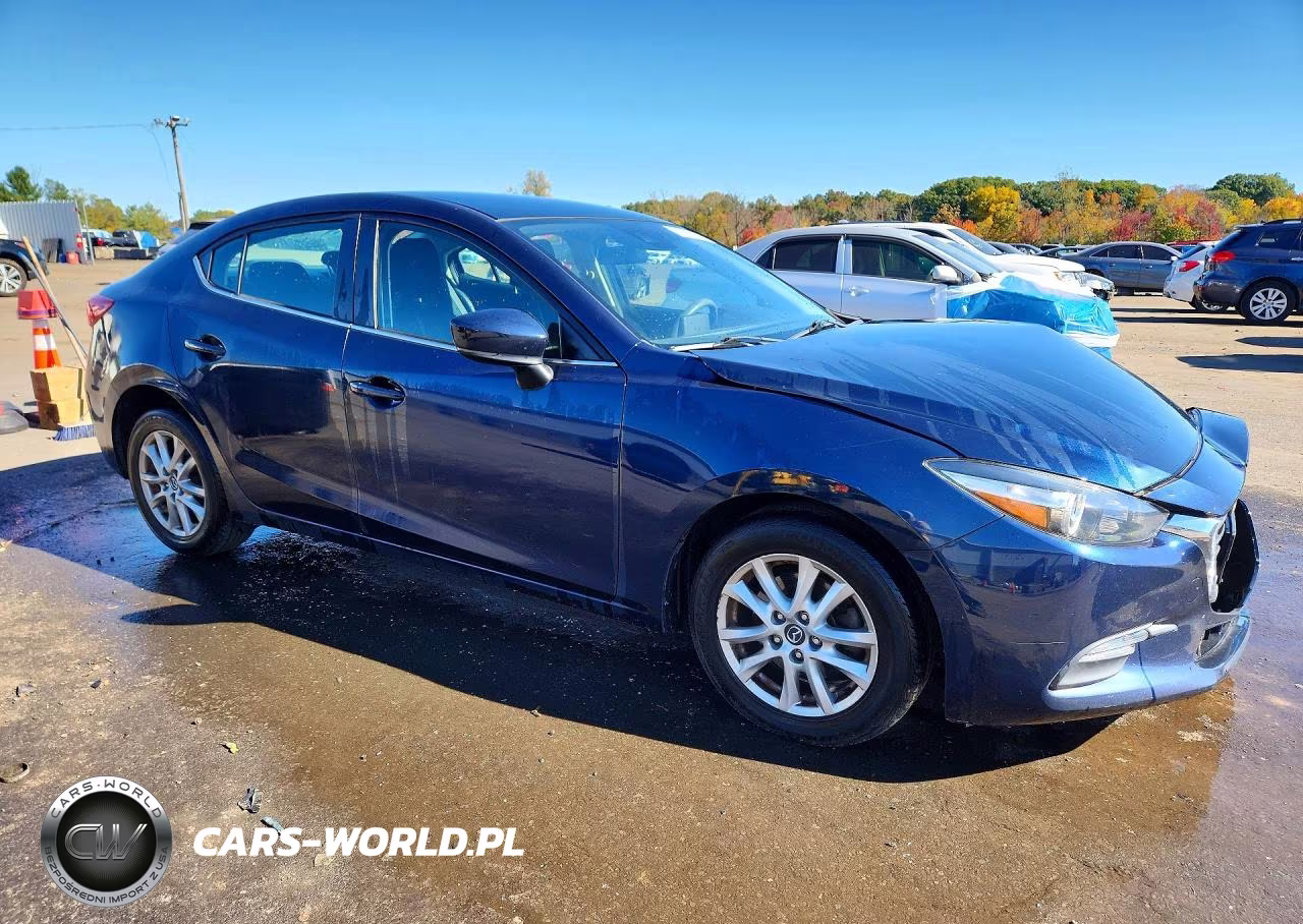 2018 Mazda 3 Sport VIN:3MZBN1U76JM229124 - 4