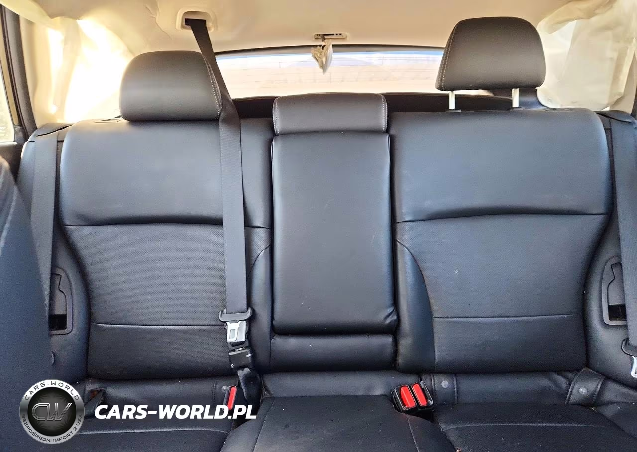 2017 Subaru Outback 2.5I Limited VIN:4S4BSANC6H3221958 - 10
