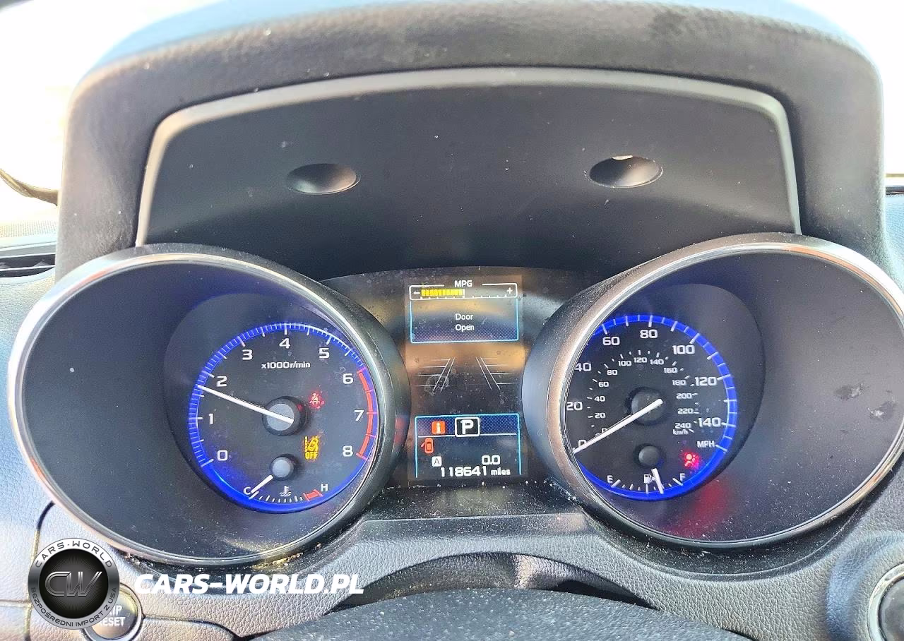 2017 Subaru Outback 2.5I Limited VIN:4S4BSANC6H3221958 - 9