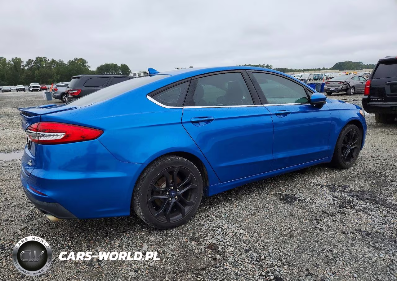 2019 Ford Fusion Se VIN:3FA6P0HD3KR194335 - 3