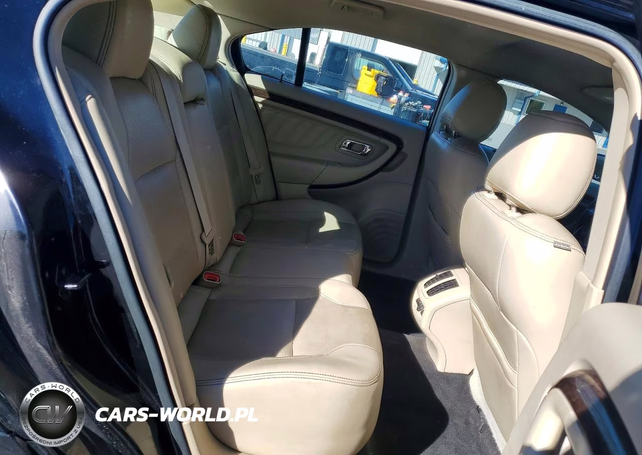 2017 Ford Taurus Limited VIN:1FAHP2F8XHG129136 - 10