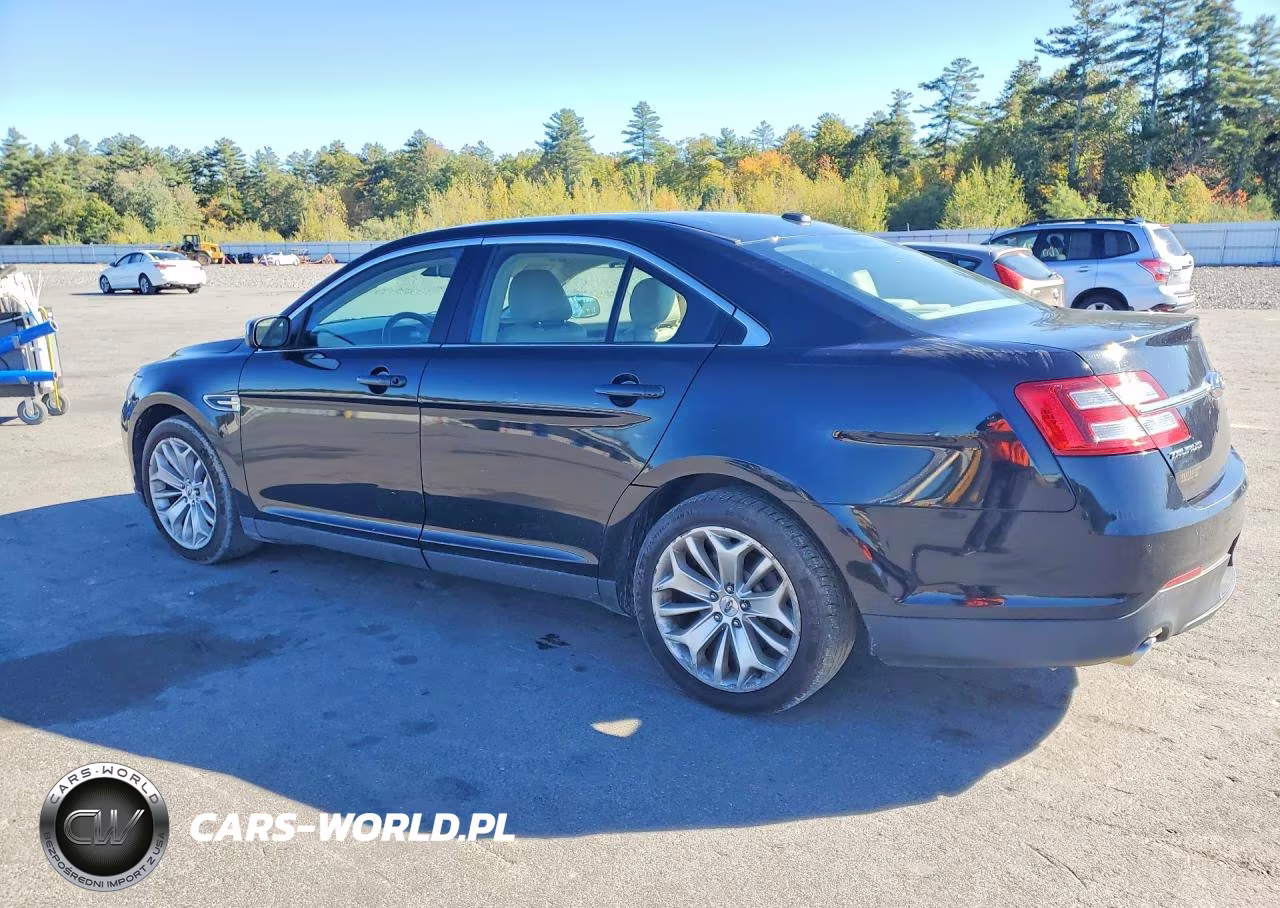 2017 Ford Taurus Limited VIN:1FAHP2F8XHG129136 - 2