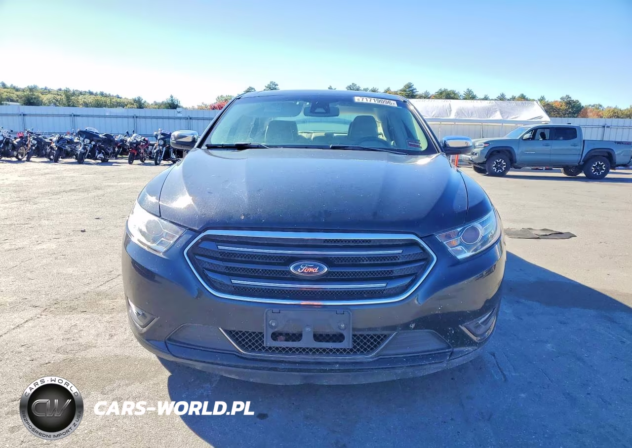 2017 Ford Taurus Limited VIN:1FAHP2F8XHG129136 - 5