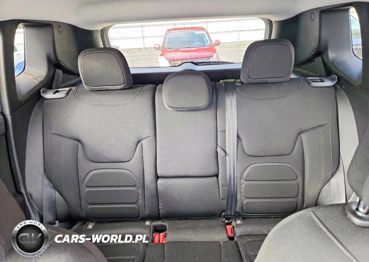 2019 Jeep Renegade Latitude VIN:ZACNJBB15KPK81310 - 10