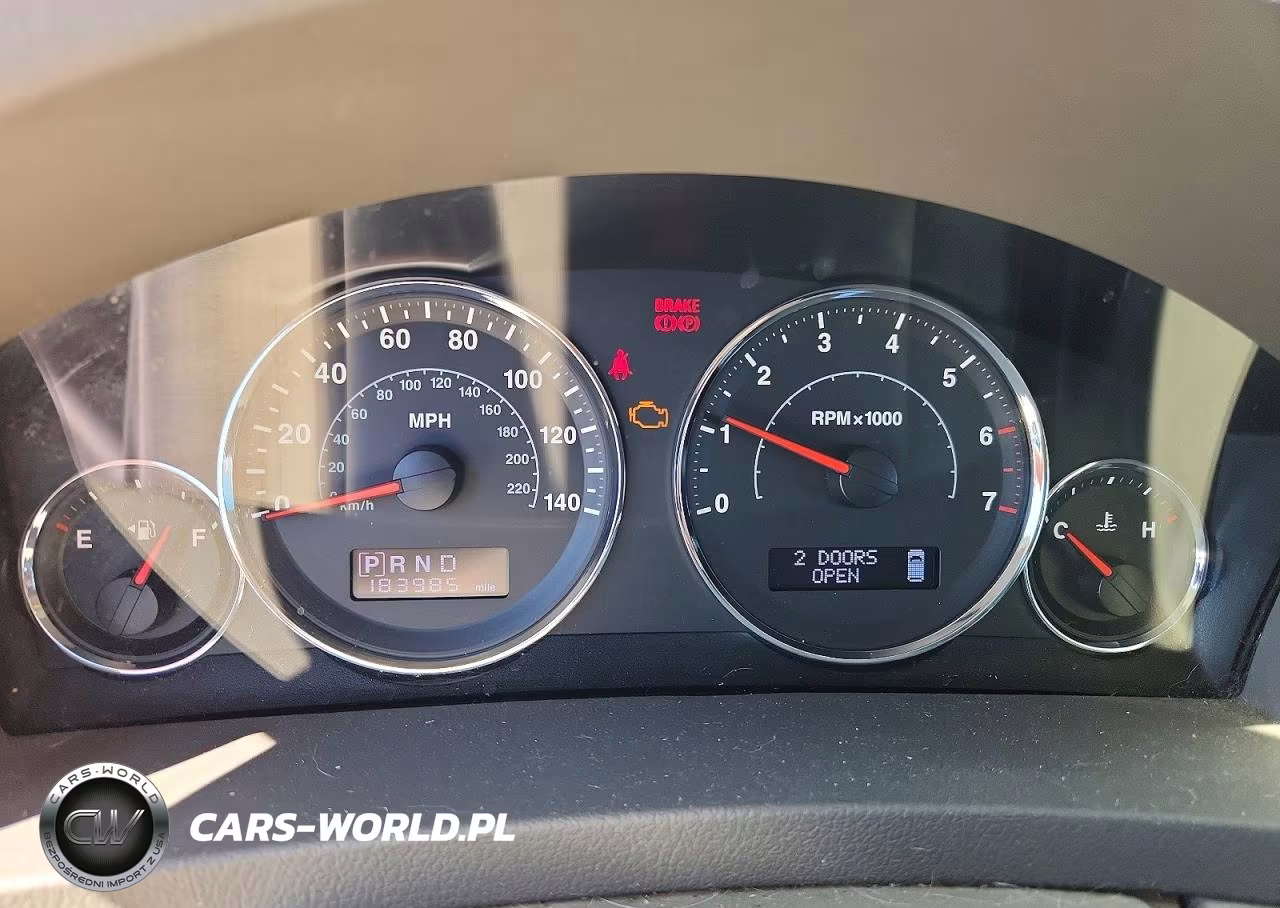 2008 Jeep Grand Cherokee Laredo VIN:1J8GR48K18C144404 - 9