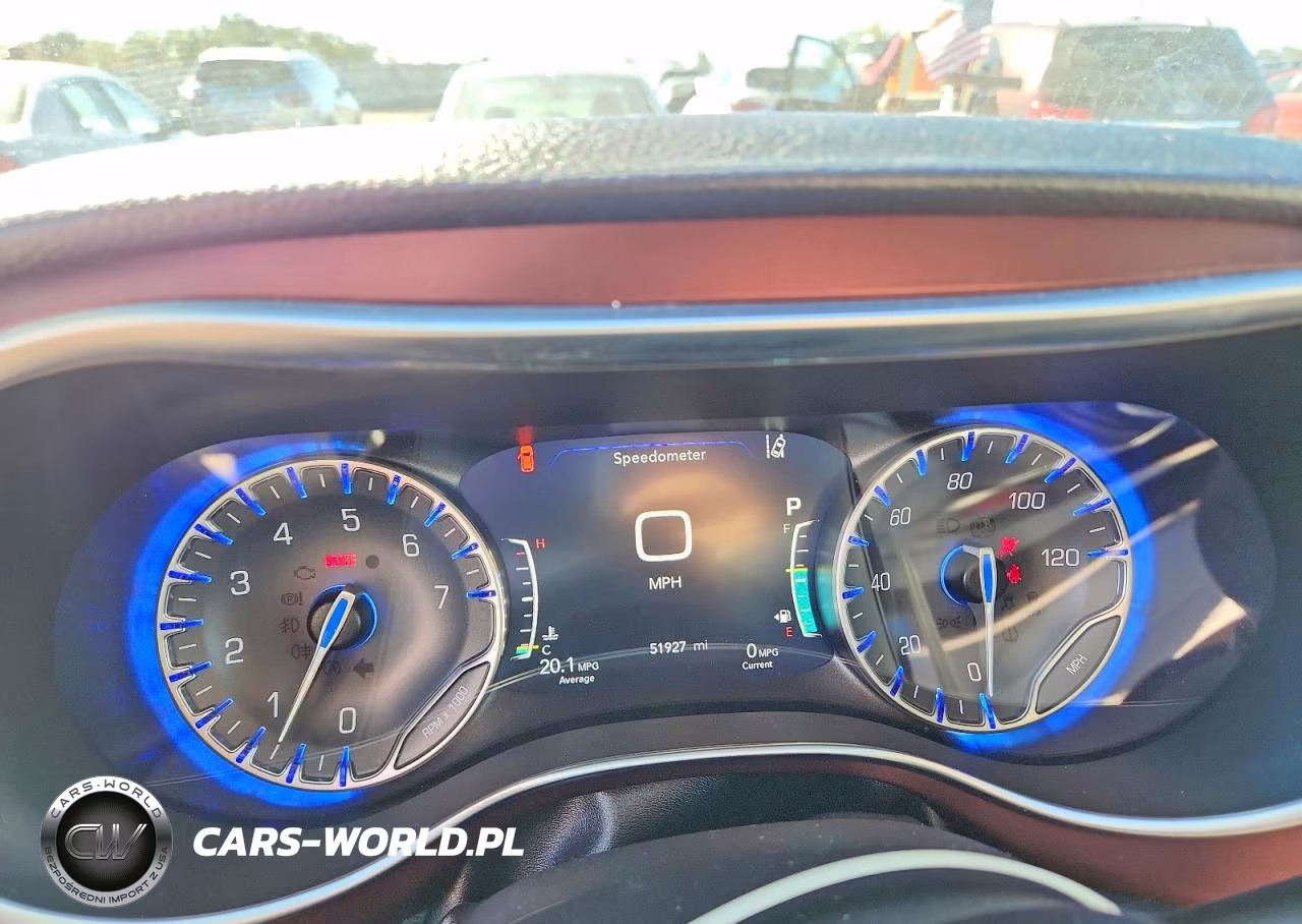 2020 Chrysler Pacifica Limited VIN:2C4RC1GG8LR125409 - 9