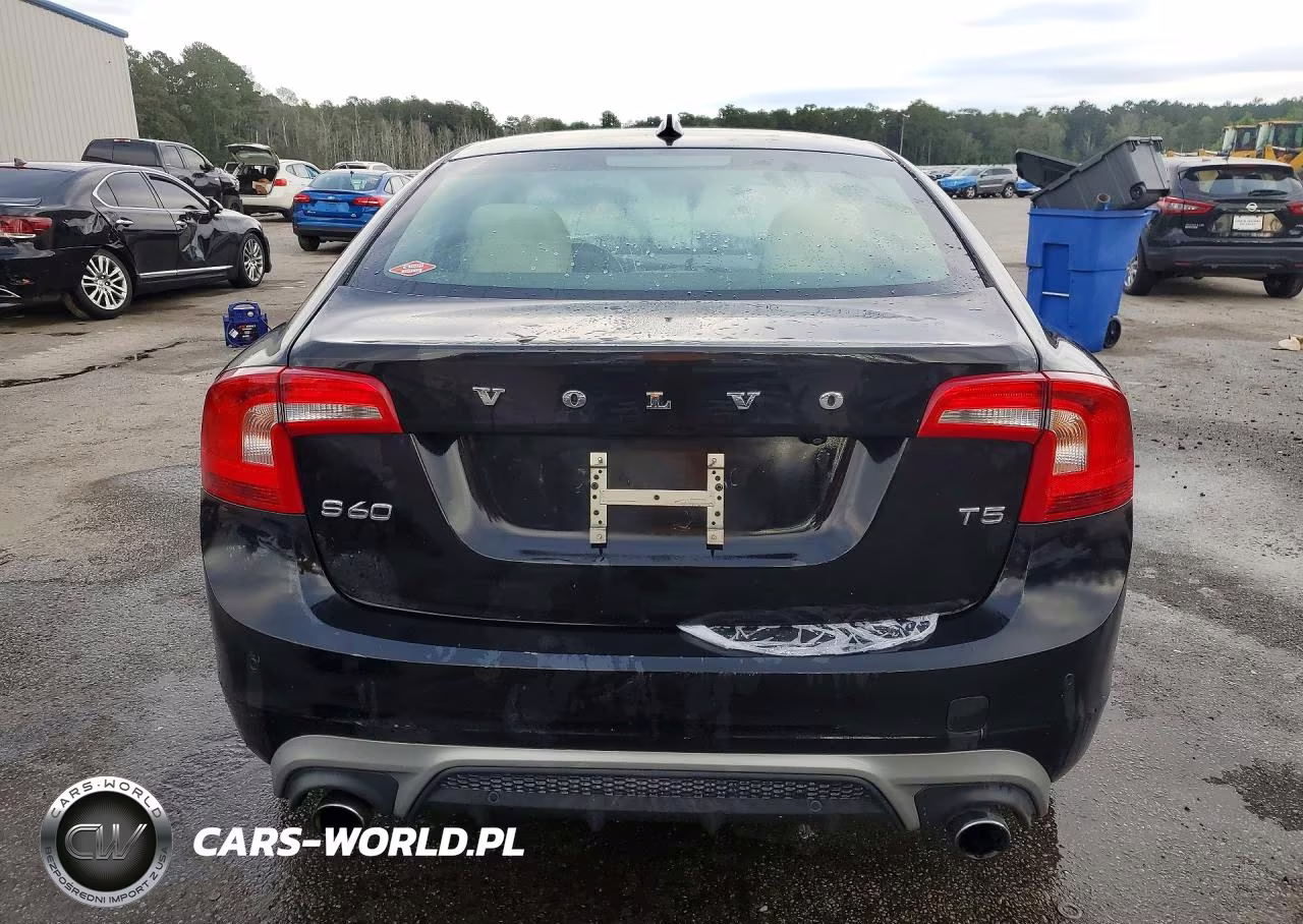 2017 Volvo S60 VIN:YV126MFL3H2432138 - 6