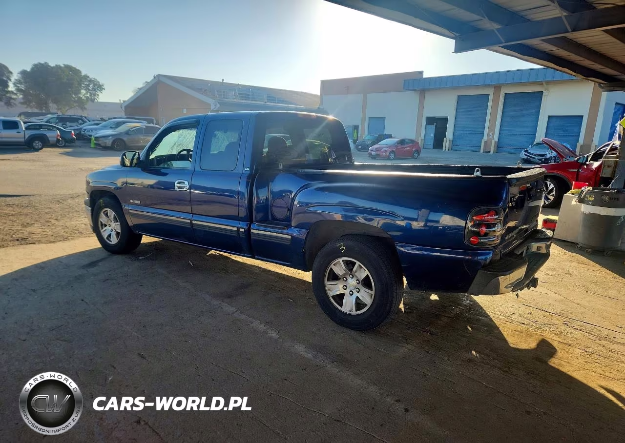 2000 Chevrolet Silverado C1500 VIN:2GCEC19T8Y1318660 - 2