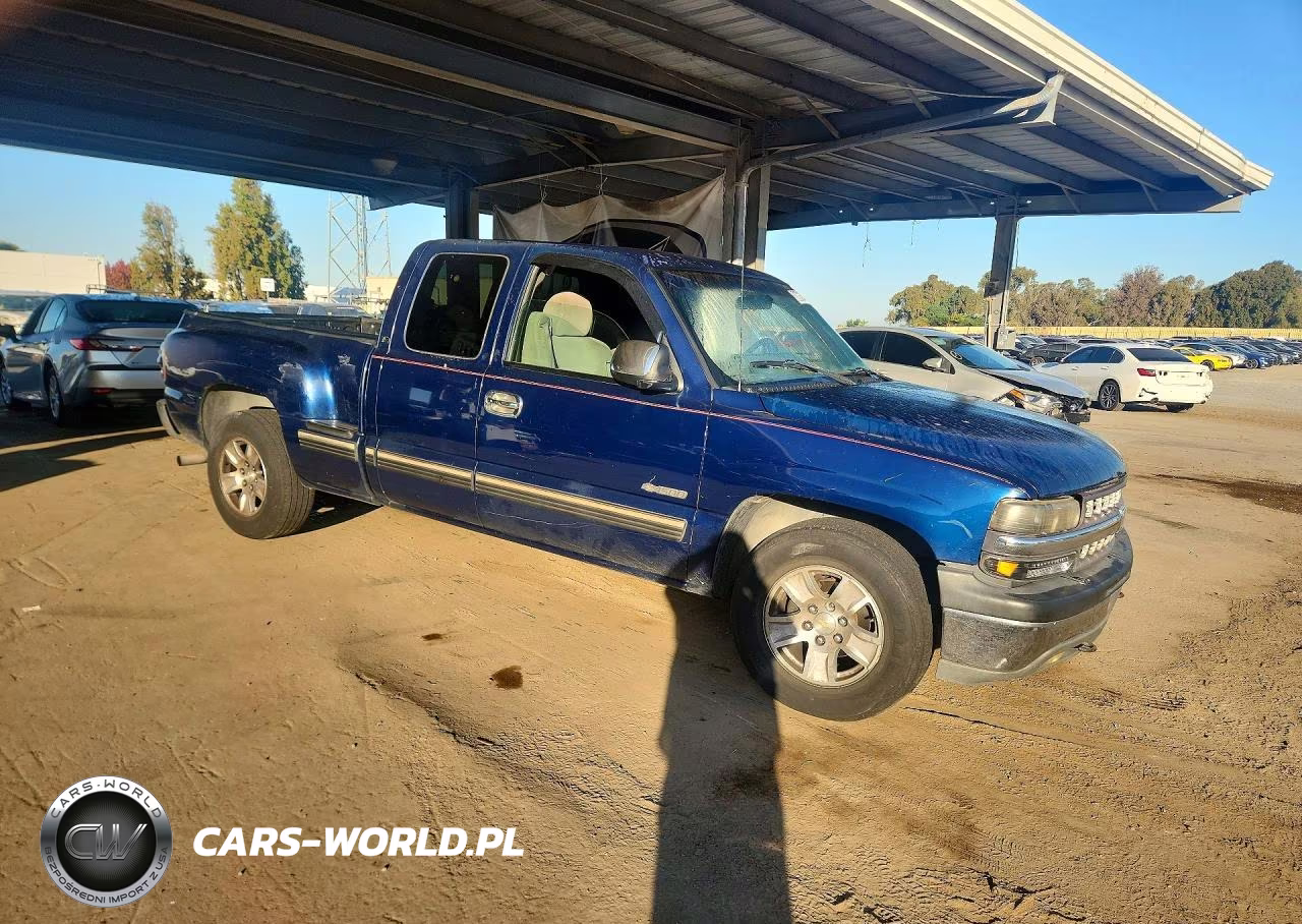 2000 Chevrolet Silverado C1500 VIN:2GCEC19T8Y1318660 - 4