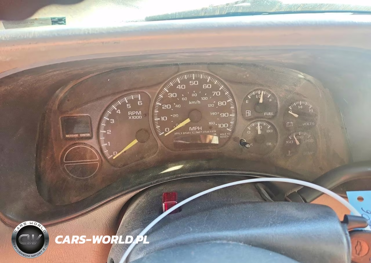 2000 Chevrolet Silverado C1500 VIN:2GCEC19T8Y1318660 - 9