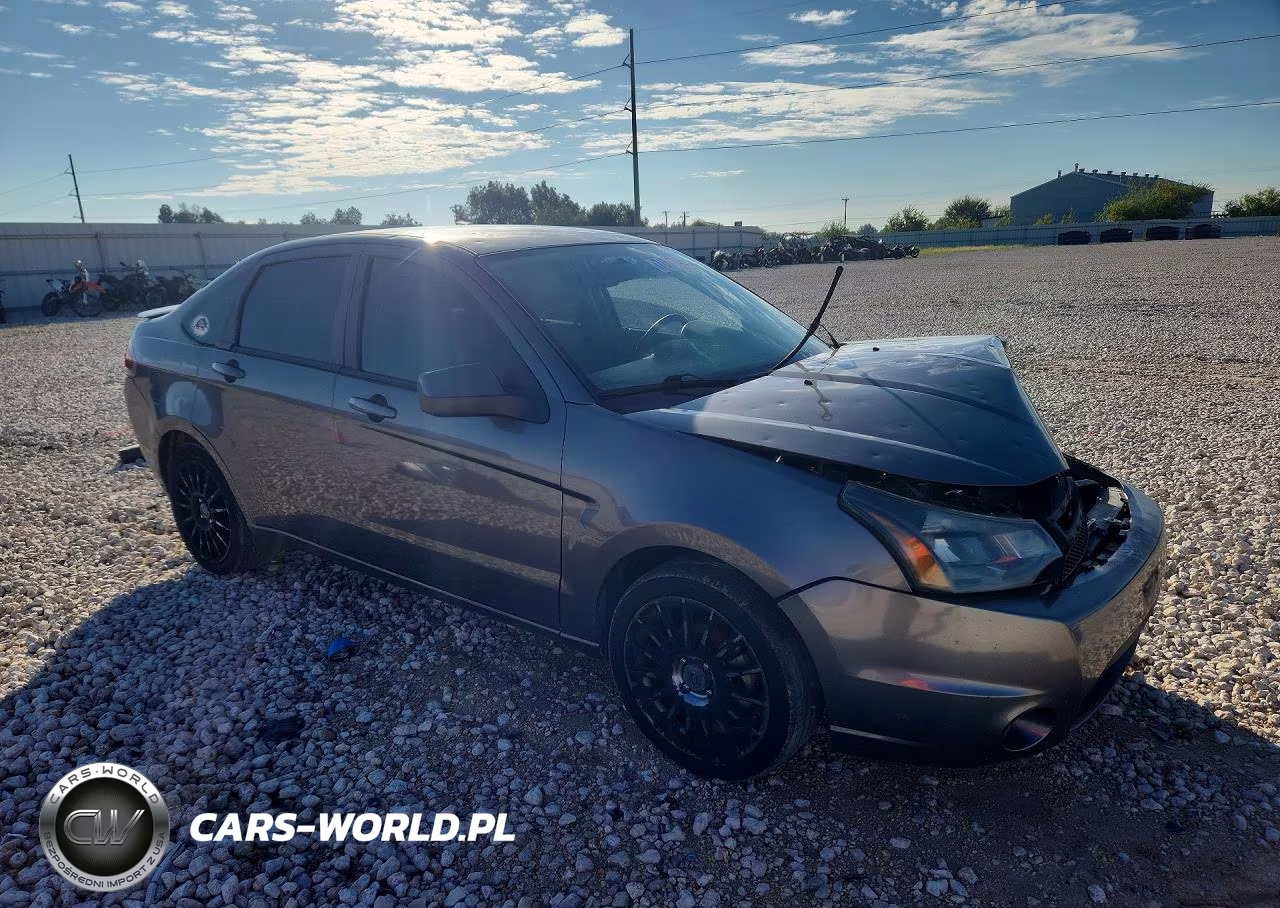 2011 Ford Focus Ses VIN:1FAHP3GN5BW179398 - 4