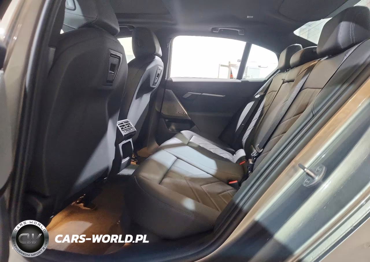 2027 BMW 530 Xi VIN:WBA53FJ03VCY21272 - 10